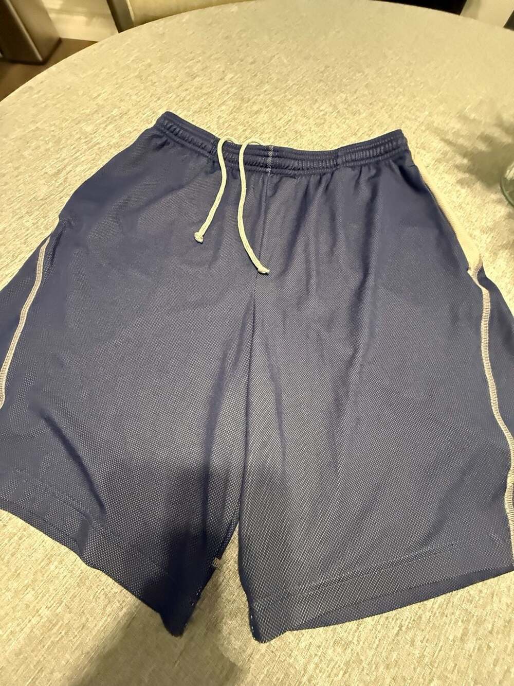 Under Armour Metal Mesh Athletic Gym Shorts Navy Blue Medium